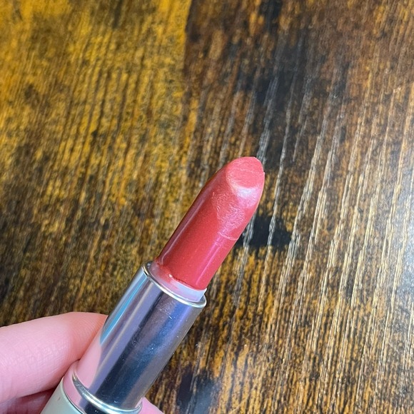 Berry Freeze Clinique Long Last Soft Shine Lipstick Full Size Green Tube READ - Picture 3 of 7